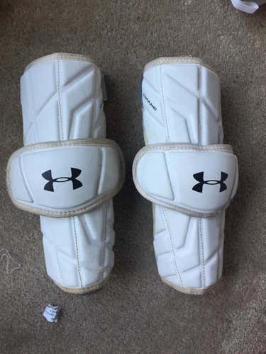 Under Armour Command Arm Guards
