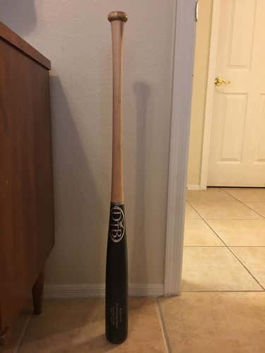 Dove Tail Bat Professional series