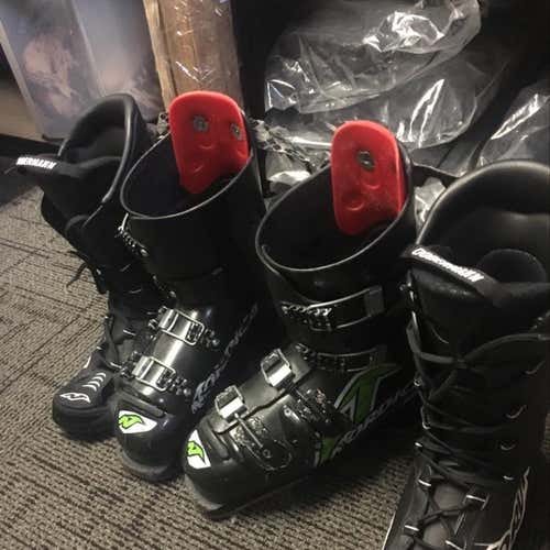 World Cup Nordica Race boots 305 130flex