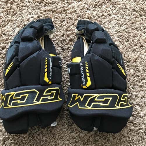 CCM Ultra Tack Gloves NEW