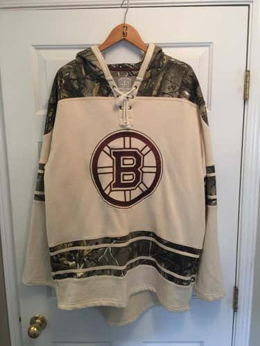 Old Time Hockey Boston Bruins Real Tree Chara Lacer Hoodie