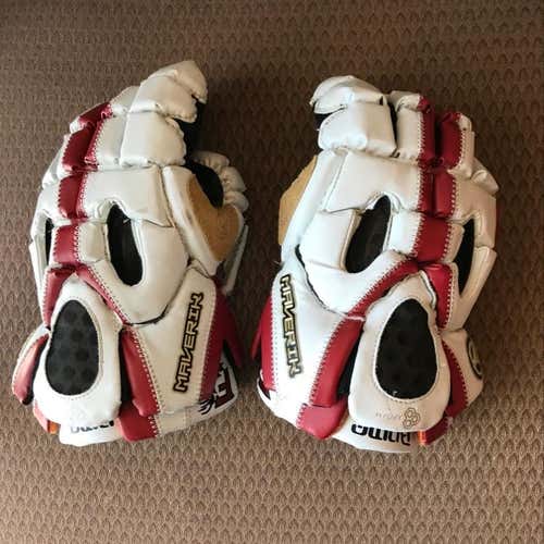 Fairfield Stags #22 Maverik Rome L Gloves