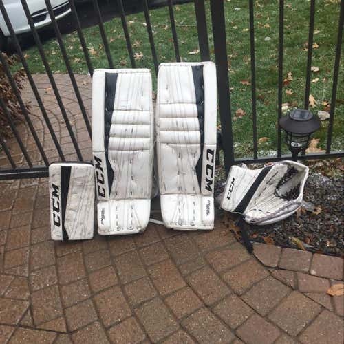 CCM Extreme Eflex 860 Pads, Glove, And Blocker