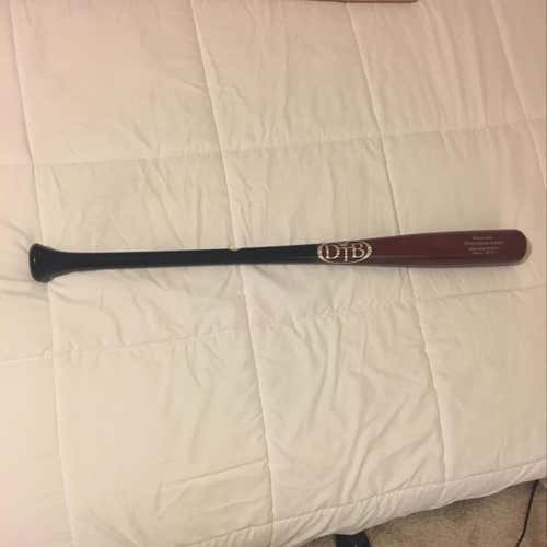 Dove Tail Bat Professional Series