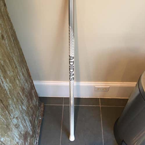 NEW ADIDAS EQT TRACER T1L 40" GOALIE SHAFT (retail $125) Silver/White