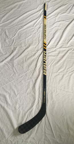 Bauer Supreme Totalone NXG (Boston Winter Classic Edition)