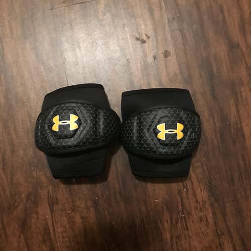 New Defensive Arm Pads