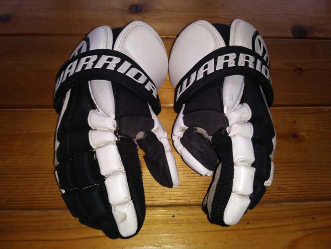 Warrior Burn Lacrosse Gloves