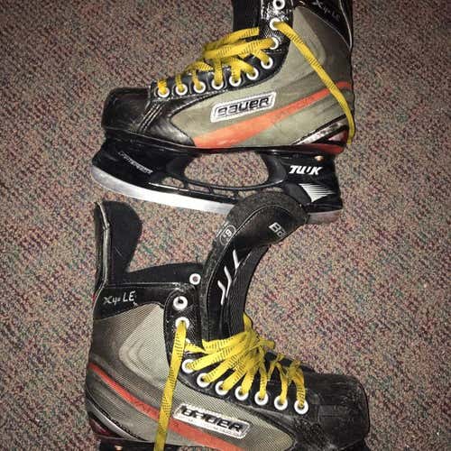 Bauer 4.0 Le Blackout Used For Season