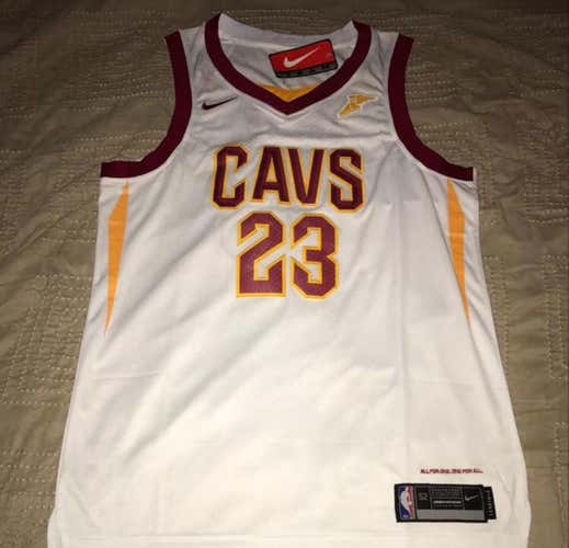Lebron James Cleveland Cavaliers Nike Jersey