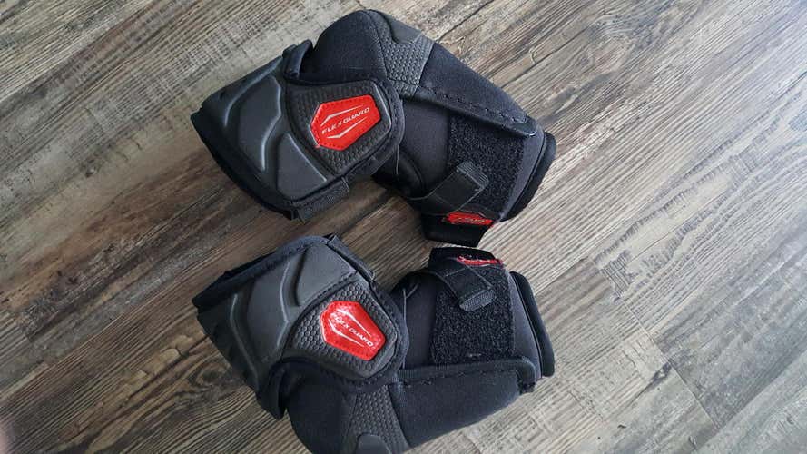 Ccm elbow pads