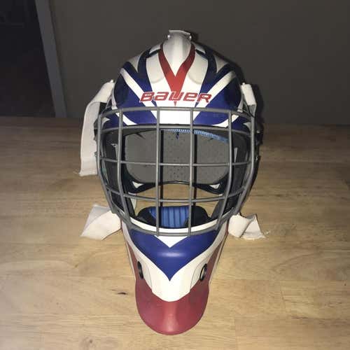 Bauer Nme5 Goalie Helmet Brand New