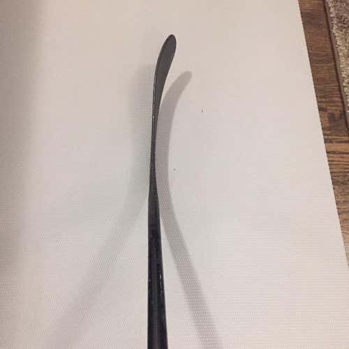 Base Custom Hockey Stick - Left Hossa 90 flex