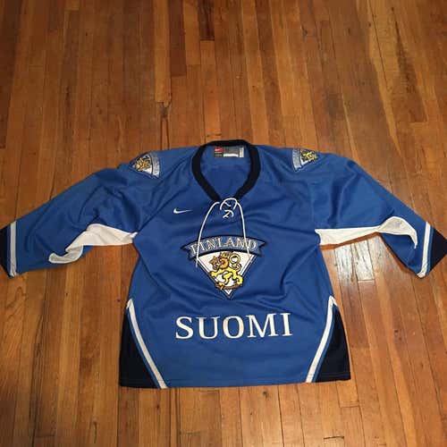 RARE Nike Finland 2006 Olympic Hockey Jersey Mens Medium