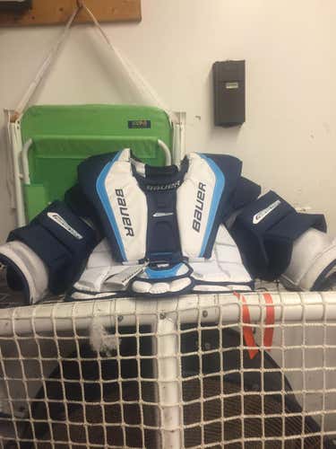New, never used Bauer Reactor 7000 intermediate chest pads