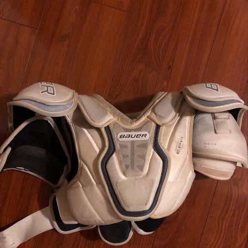 Bauer Nexus 1000 Shoulder Pads