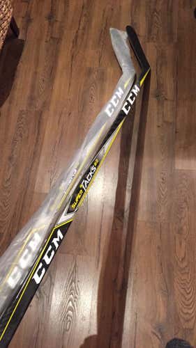 2 pack - CCM Supertack 2.0 LH 75 Flex PM9 (Stamkos clone)