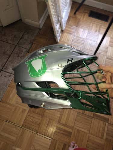 Gray Cascade R with Green Chin and mask with Team United Decals