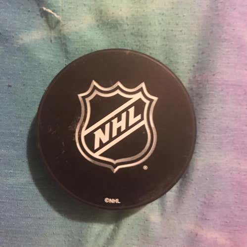 NHL Official Puck