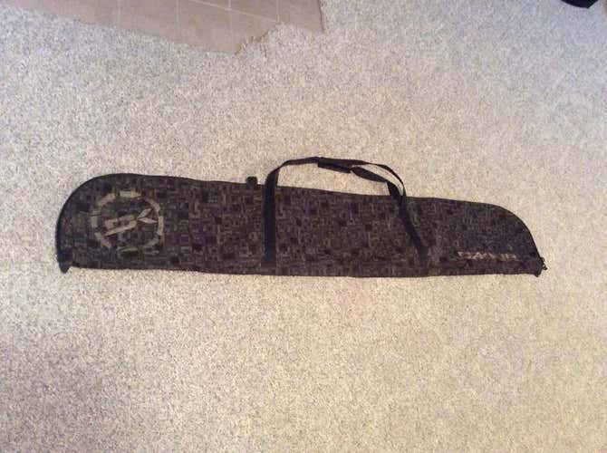 Dakine Gently Used Ski Bag
