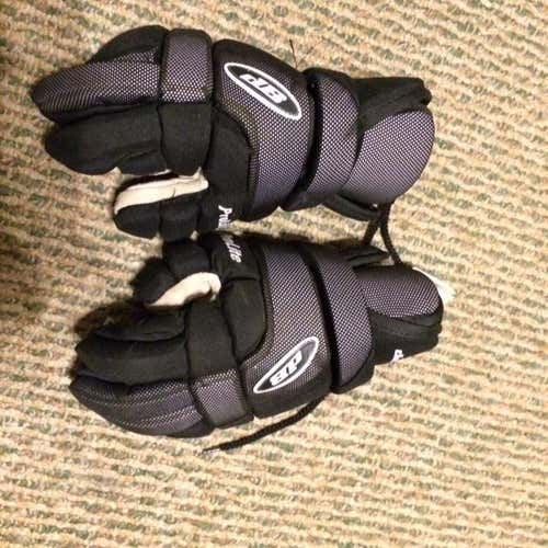 Old Debeer Gloves