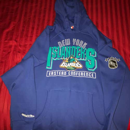 Mitchell and Ness Islanders Fisherman Sweatshirt