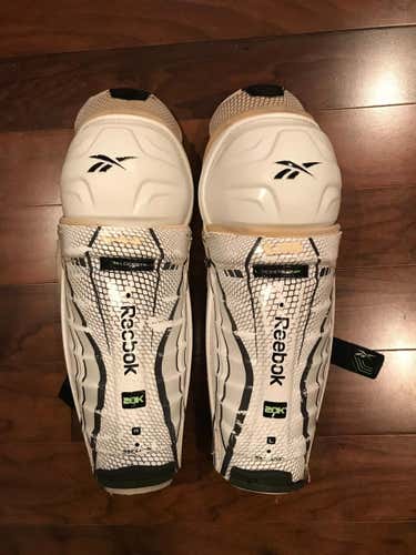 Reebok 20K Shin Guards - 13 Inch
