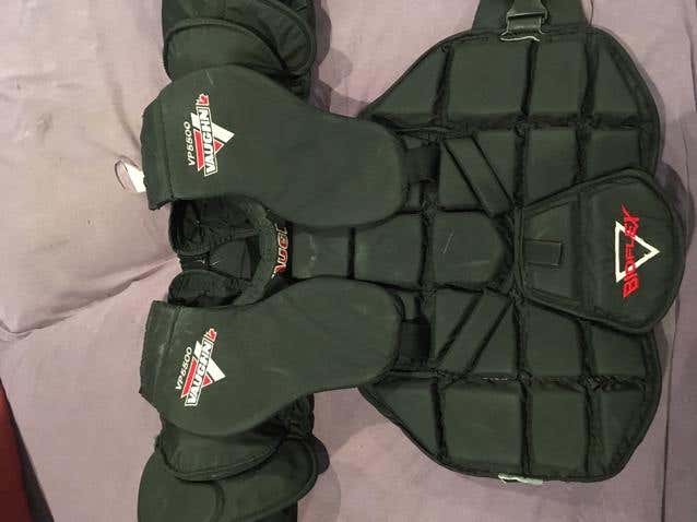 Vaughn 5500 Chest And Arm Senior Large