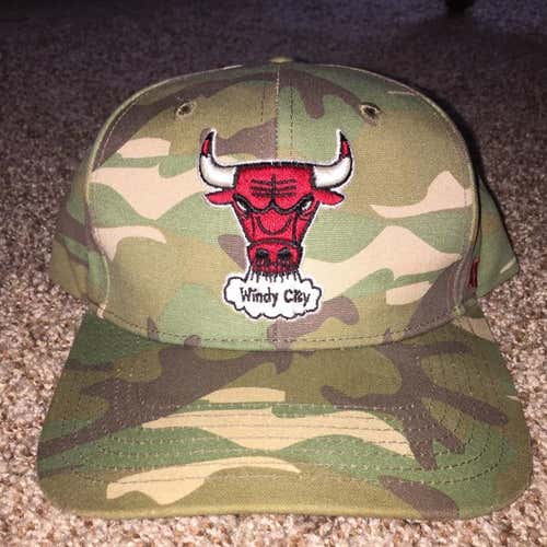 Bulls Camo Hat