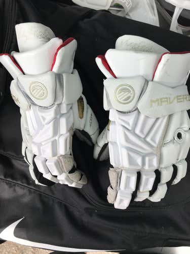 Maverik mayback deuce gloves