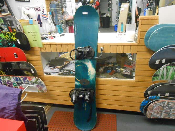 Salomon 155 wide snowboard with new large bindings