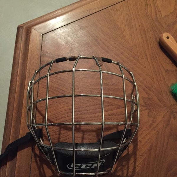 CCM FM580 Chrome Cage