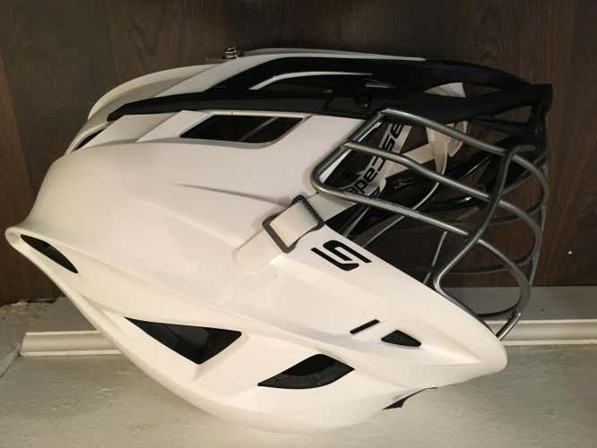 Brand New Cascade S Helmet White/Navy