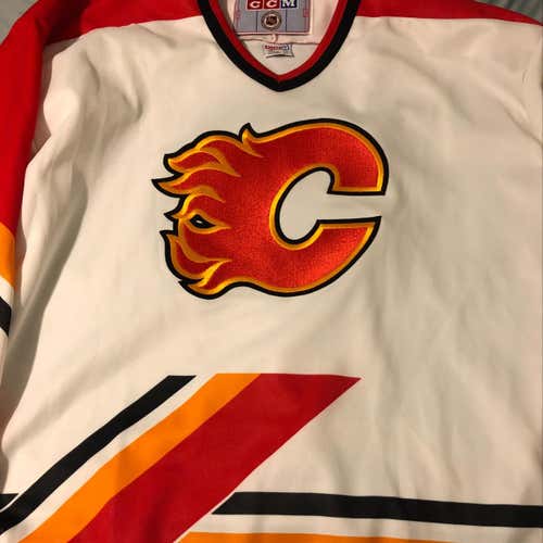 Vintage Calgary Flames Jersey
