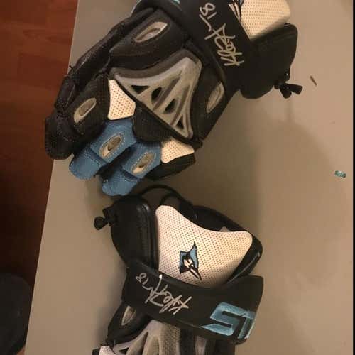Hopkins Lacrosse Gloves