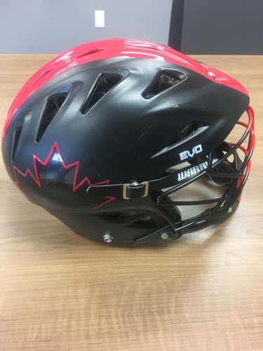 Team Canada Warrior evo pro helmet