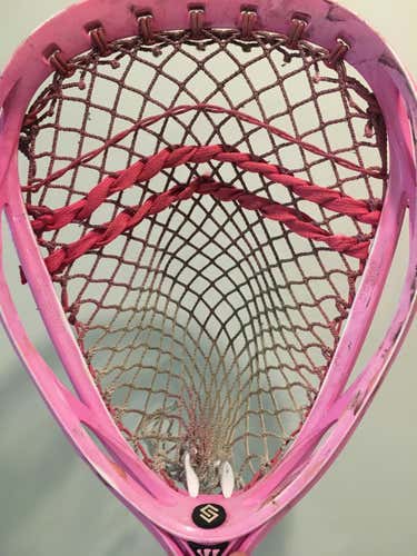 Used Warrior Nemesis 2 strung up with some Stringing  grizzly 1x and a Stringing grizzly shaft