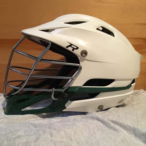 Cascade R (White + Forest Green) Good Condition