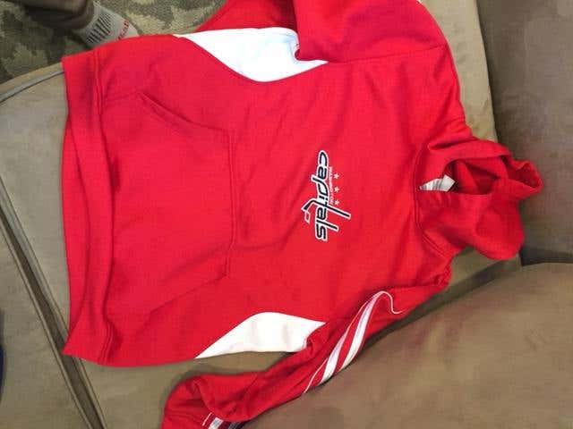 Washington Capitals Hoodie - Youth XL