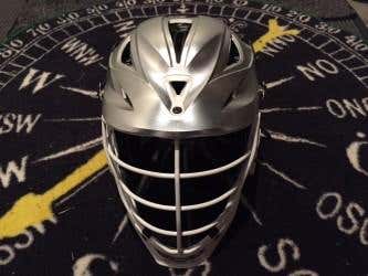 Platinum  R with pearl white facemask