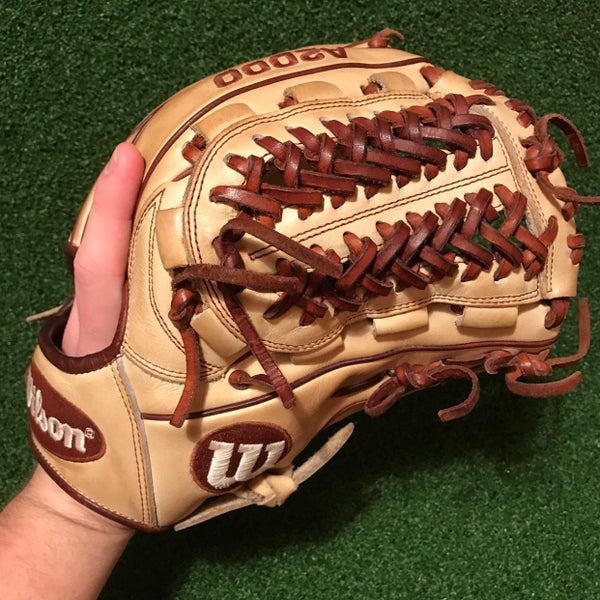 Wilson A2000 11.75 Inch D33