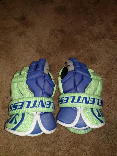 Hundy Headstrong gloves// rare