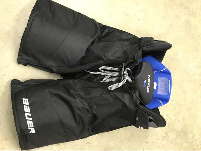 Bauer Nexus 1N Pant Size Large Sr.