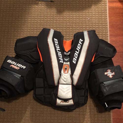 Bauer “Pro” Chest Protector Sr Small