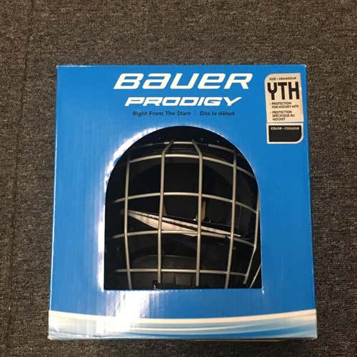 Bauer Prodigy Youth Black Helmet Combo