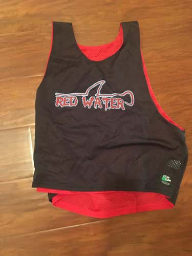 Red Water Lacrosse Pinnie