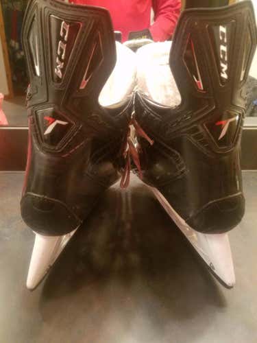 CCM Ultra TACKS (8.5 D)