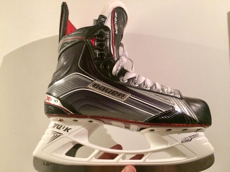 Bauer Vapor X900 hockey skates