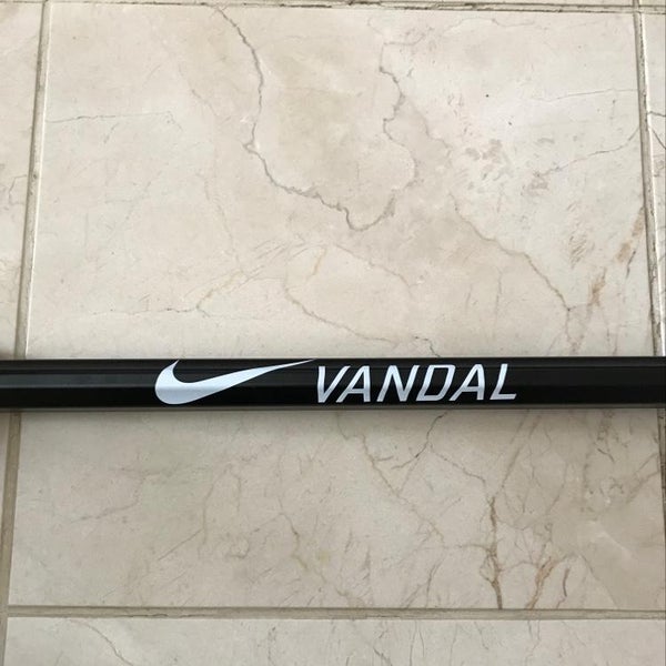 New Vandal Pole