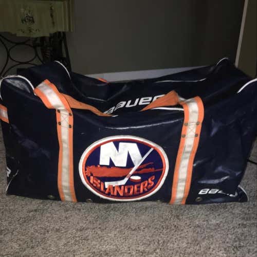 Islanders Team Stock Bauer Hockey Bag